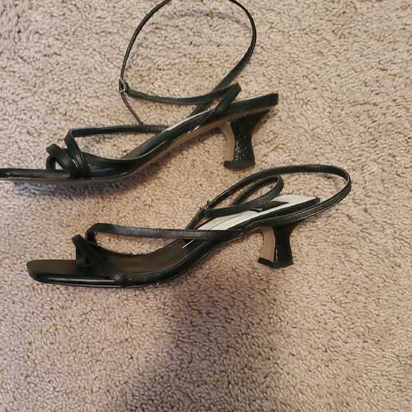Dolce Vita Black Strappy Sandals - Picture 2 of 3